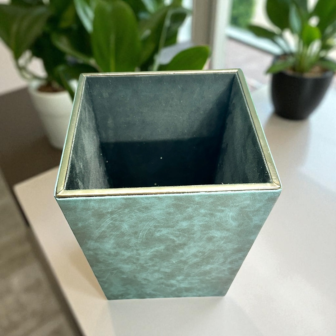 Leatherite Dustbin