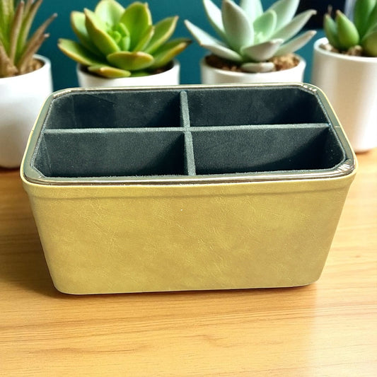 Leatherite organiser
