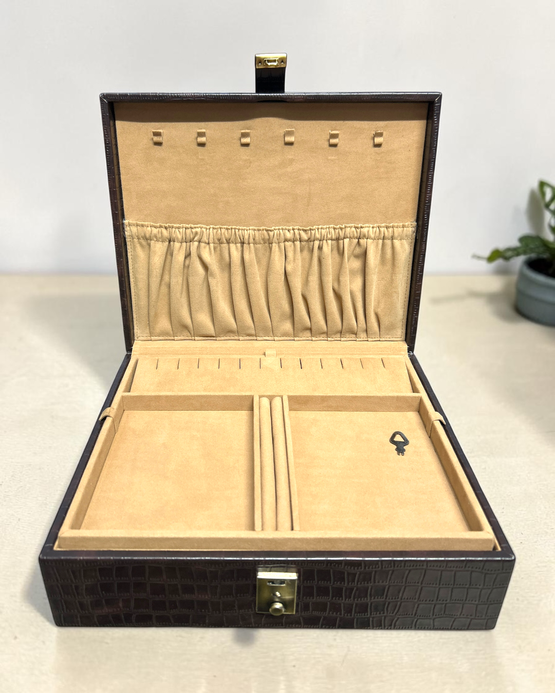 Luxury Croco Vegan Leather Jewellery Box with Trays | Velvet Organizer for Rings, Earrings, Necklaces & Accessories | Lockable Storage Case