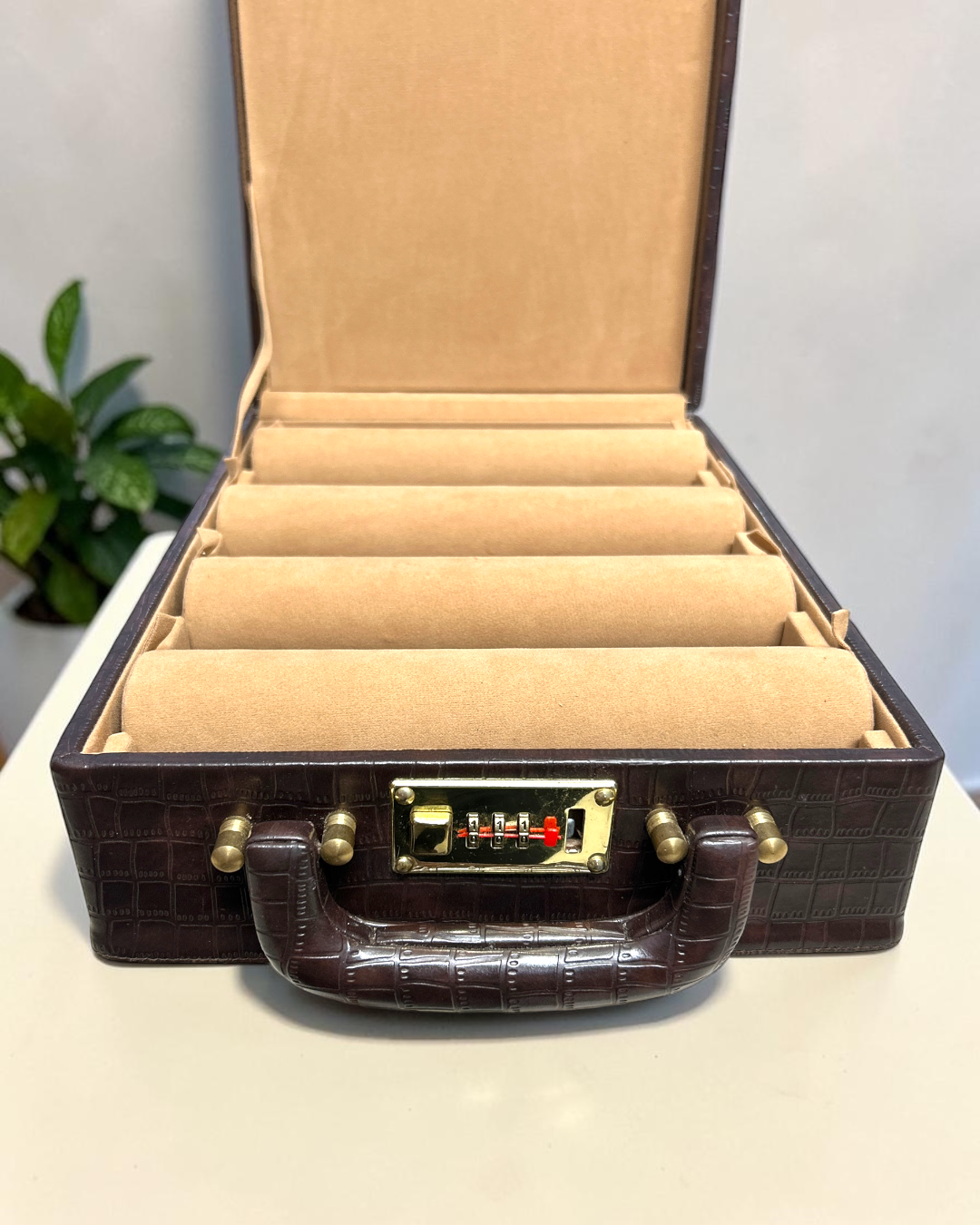 Premium Croco Leather Bangle Box with 4 Rolls | Premium Bangles & Bracelet Storage Box | Bangle Box | Beige Velvet lining