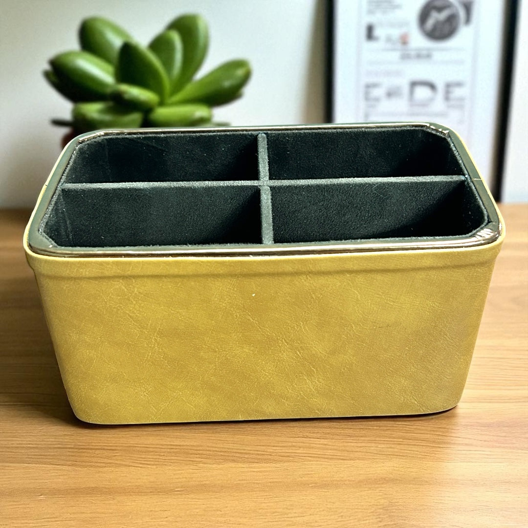 Leatherite organiser
